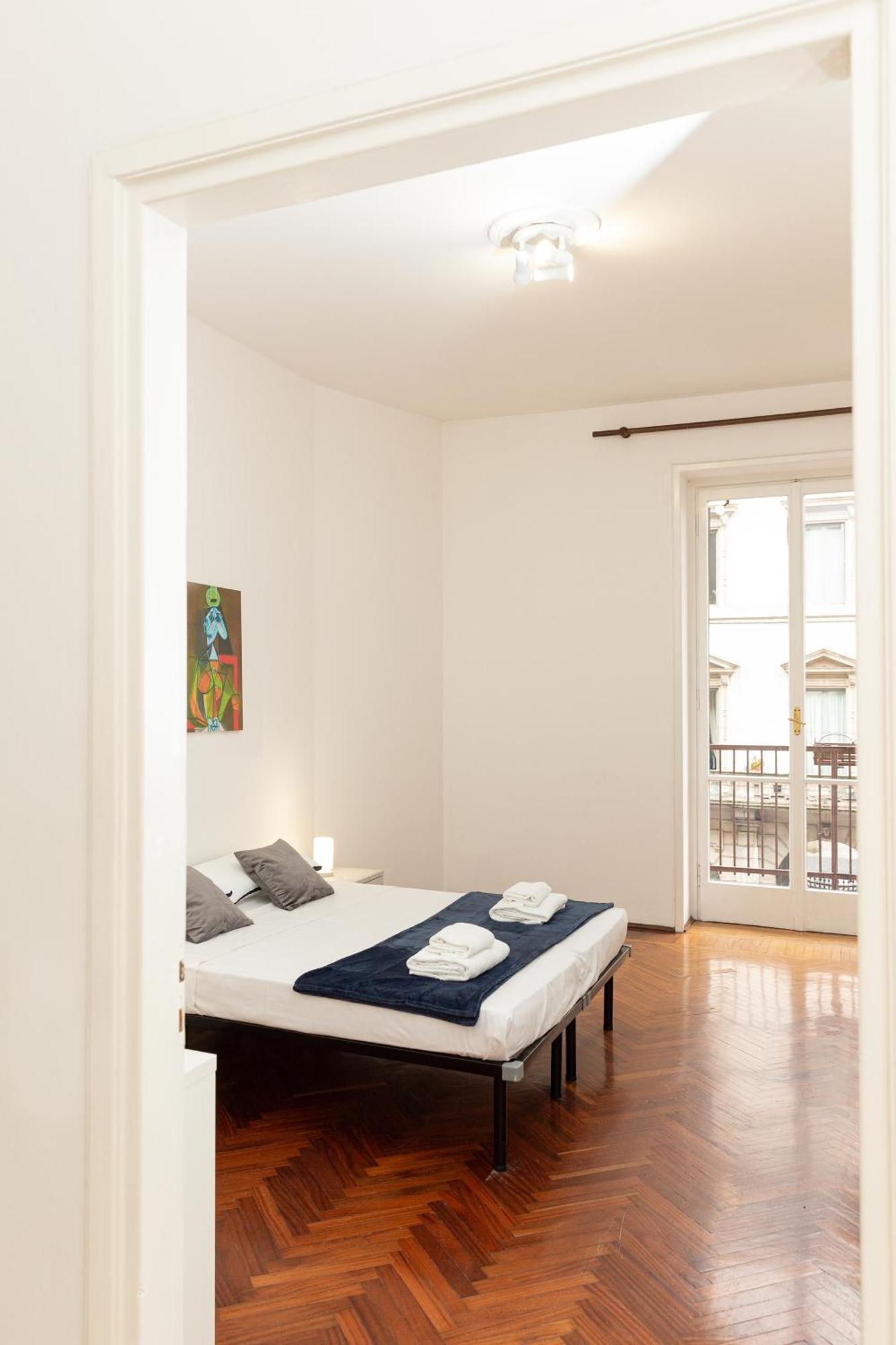 Picasso - Spacious Exclusive Apartment Milán Exteriér fotografie